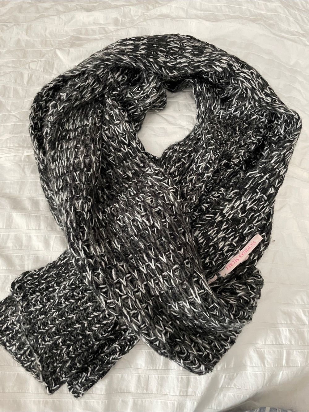 Victoria's Secret Black Gray & White Marled Knit Scarf